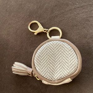 Itzy Ritzy pacifier case